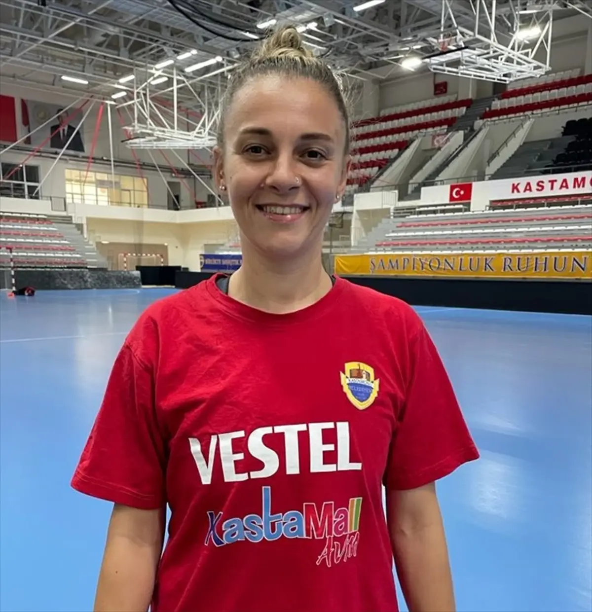 Kastamonu Belediyespor, Burcu Dindar\'ı transfer etti