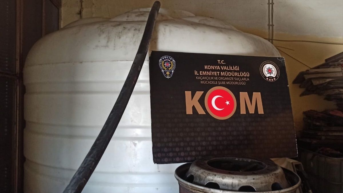 Konya\'da Kaçak Akaryakıt ve Sigara Operasyonunda 2 Şüpheli Gözaltına Alındı