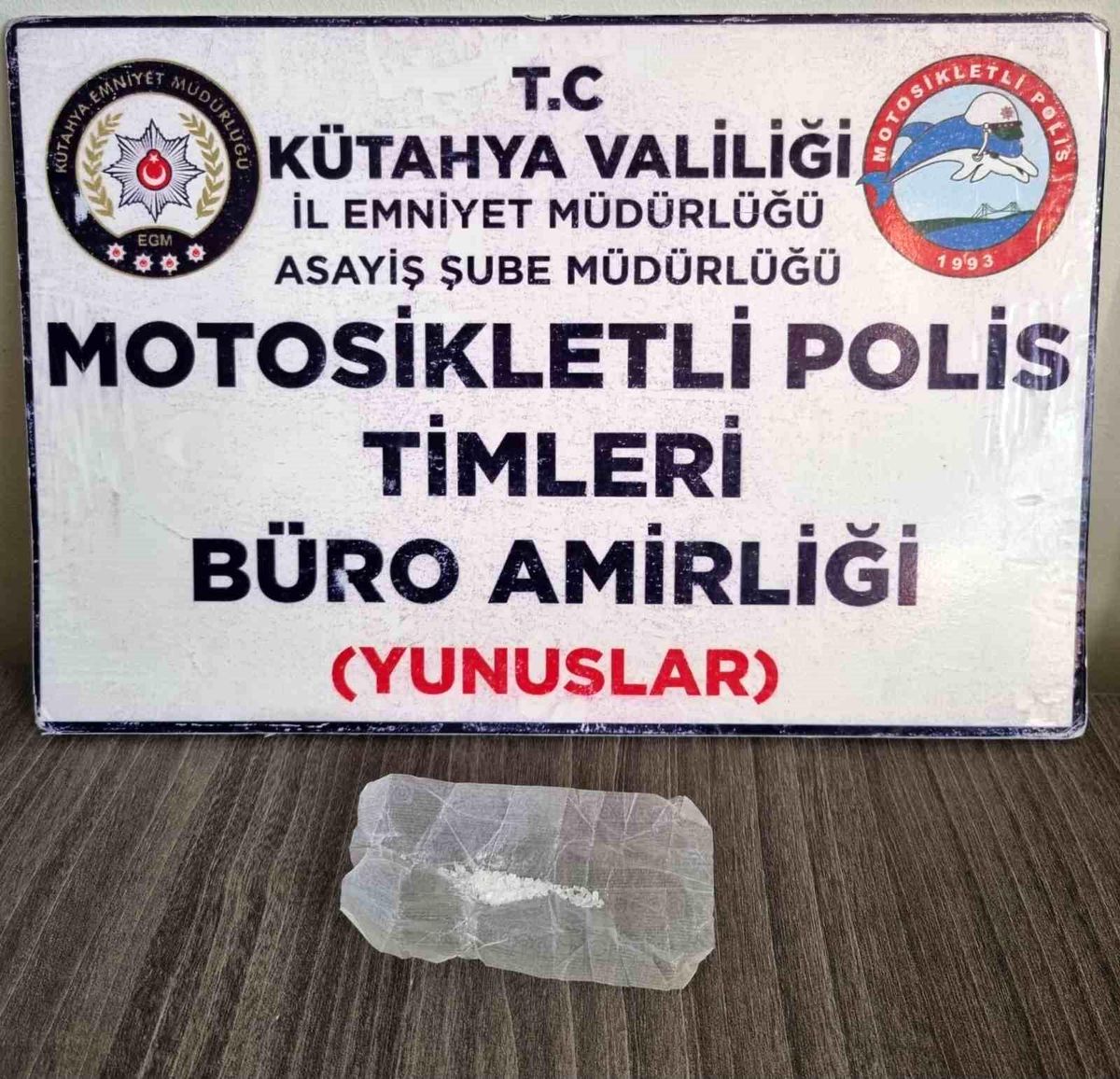 Kütahya\'da Motosikletli Polis Timlerince Uyuşturucu Madde Ele Geçirildi