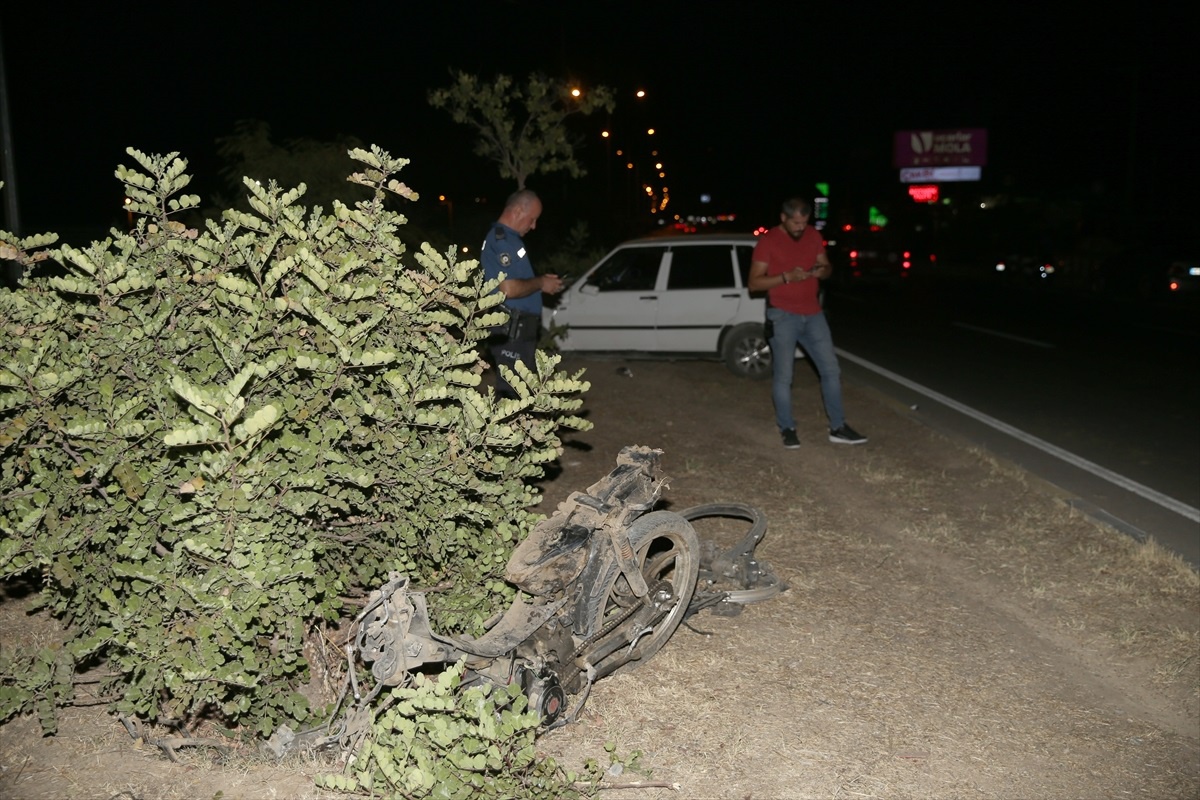 Muğla\'da otomobille çarpışan motosikletin sürücüsü hayatını kaybetti