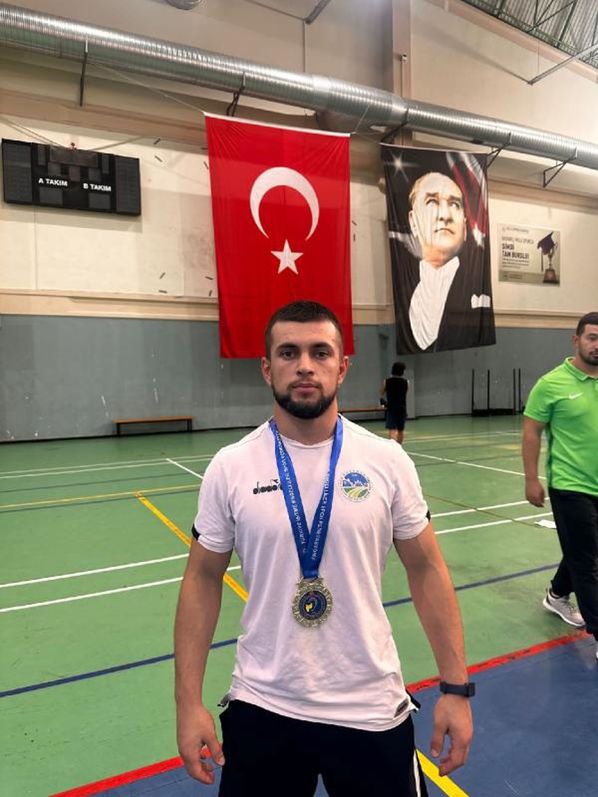 İşitme Engelliler Türkiye Şampiyonası\'nda Türkiye Şampiyonu Mükremin Aktaş, Dünya Şampiyonası\'na katılacak