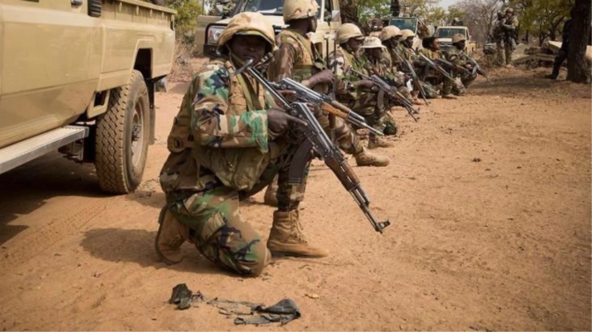 Nijer\'de cumhurbaşkanlığı muhafızları darbe girişiminde bulunuyor! Cumhurbaşkanı alıkonuldu