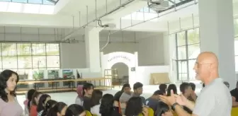 Prof. Dr. Bülent Yılmaz, Hatay'da Üniversite Tercihi Yapacak Öğrencilere Seminer Verdi