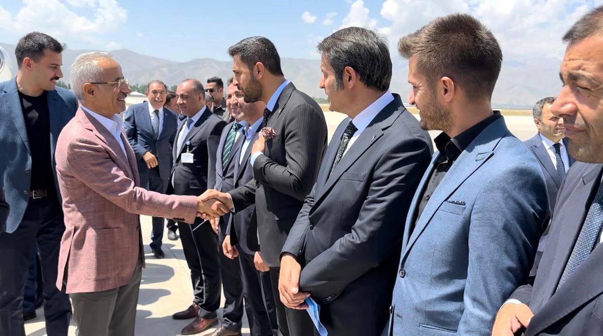 Ulaştırma ve Altyapı Bakanı Abdulkadir Uraloğlu, Türkiye Yüzyılı kabinesinde görev almaktan memnun