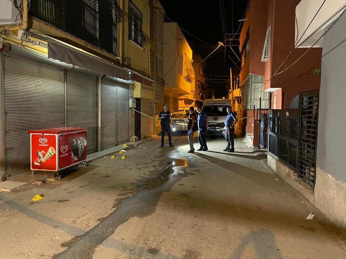 Adana\'da Enişte Tartışması Kanlı Bitti