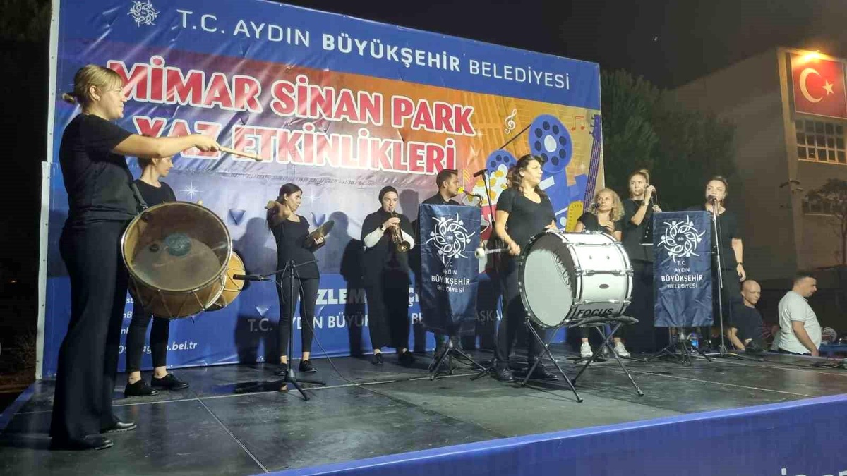 Aydın Büyükşehir Belediyesi, Mimar Sinan Parkı\'nda Müzik Resitali Düzenledi