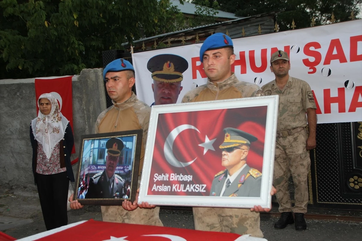 Malazgirt\'te Şehit Binbaşı Arslan Kulaksız için anma programı düzenlendi