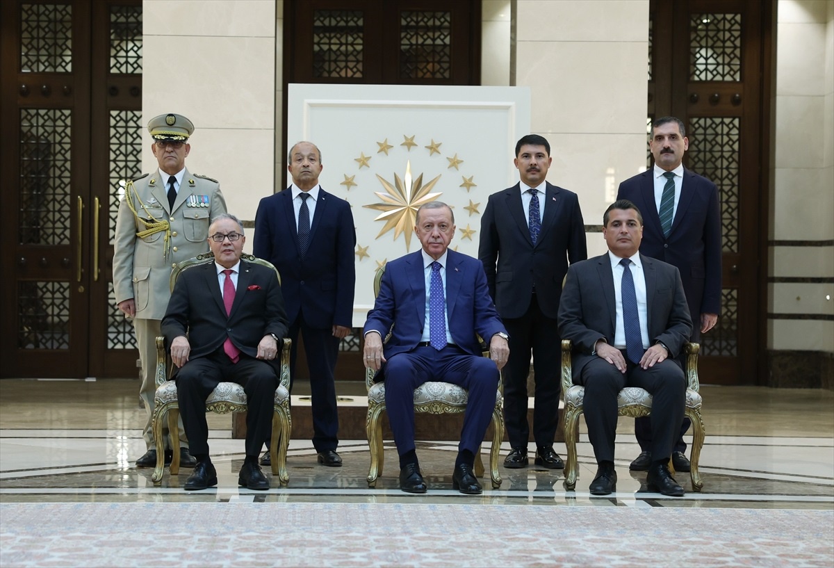 Cezayir\'in Ankara Büyükelçisi Belani, Cumhurbaşkanı Erdoğan\'a güven mektubu sundu