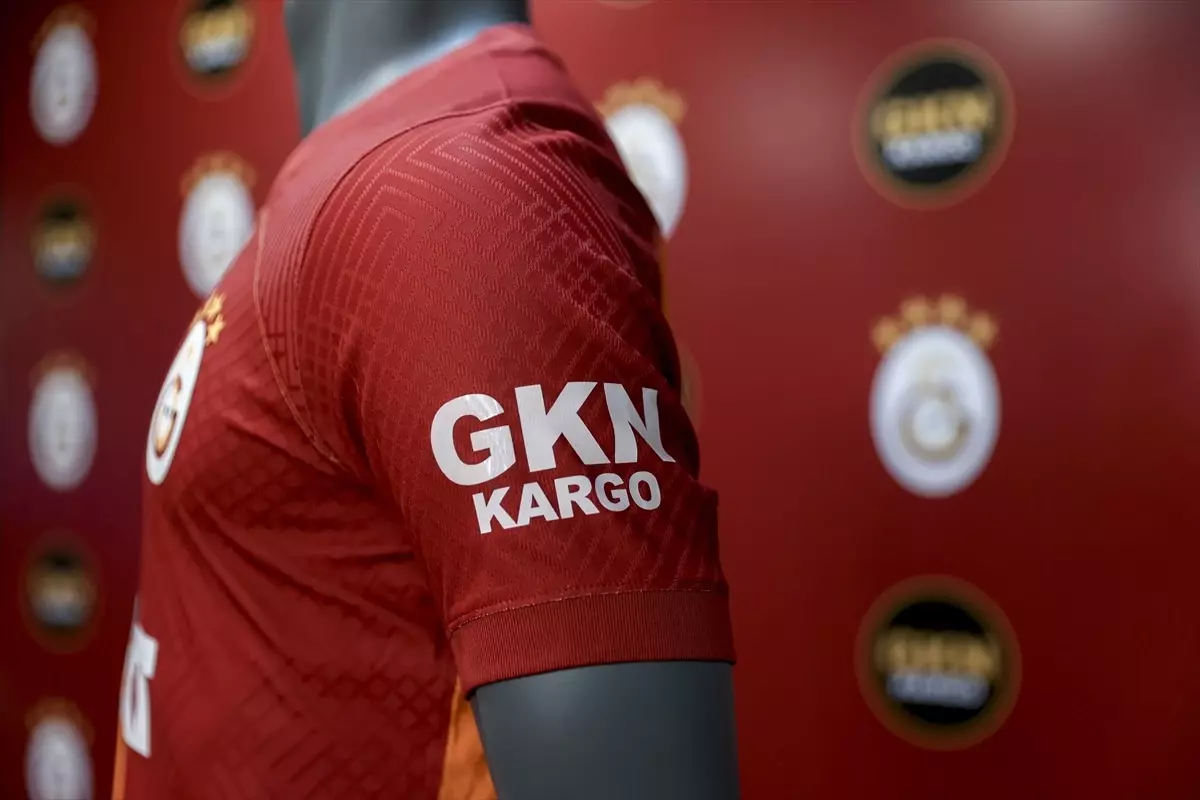 Galatasaray Kulübü, GKN Kargo ile sponsorluk sözleşmesi imzaladı