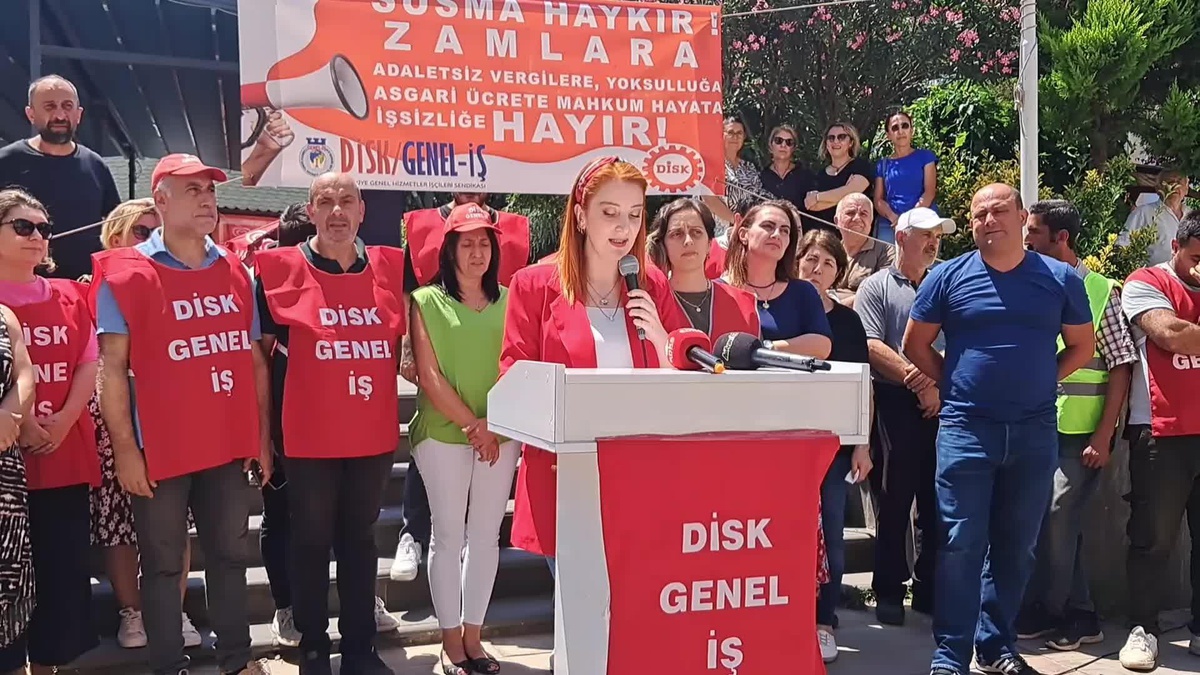 DİSK\'e Bağlı Sendika Artvin\'de Zamları Protesto Etti