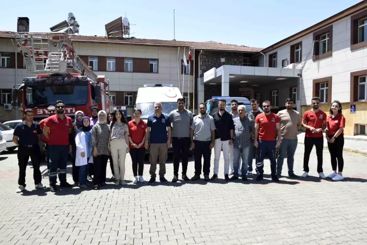 Elazığ Palu Devlet Hastanesi\'nde Tatbikat Gerçekleştirildi