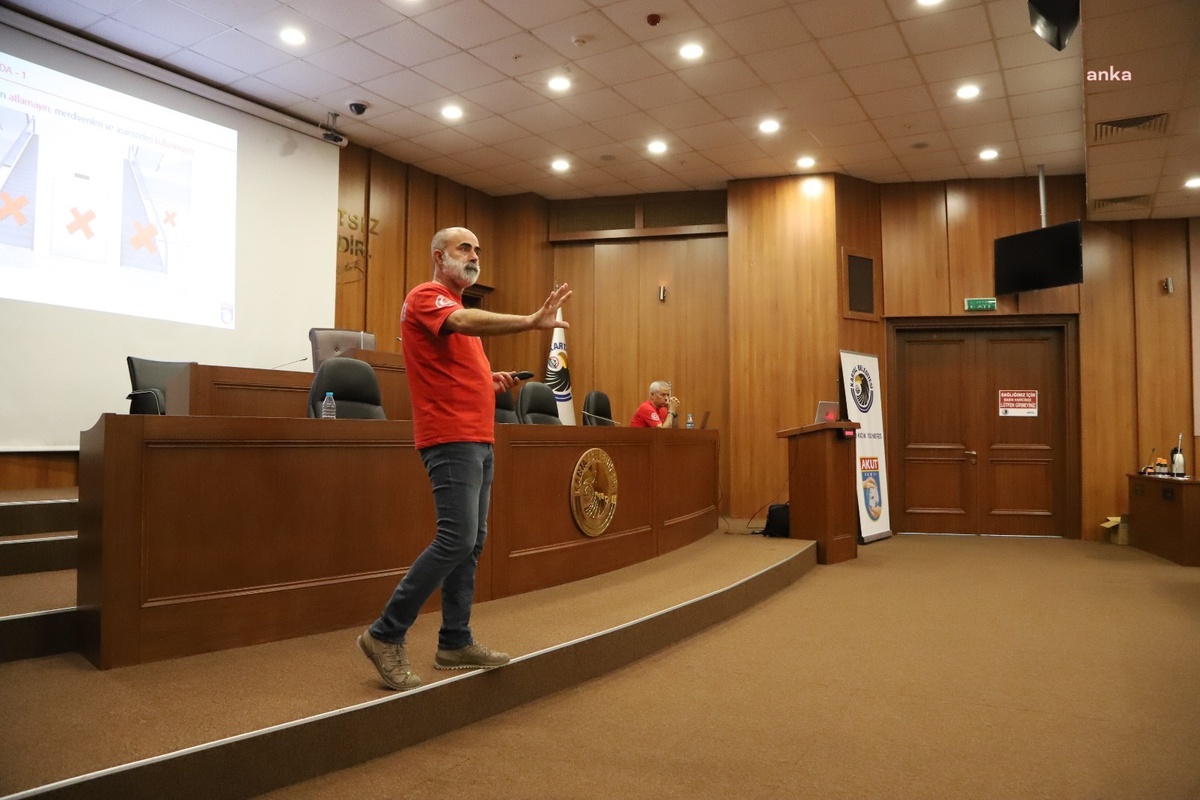 Kartal Belediyesi ve Akut Vakfı iş birliğiyle \'100 Kadın 100 Nefes\' projesi devam ediyor