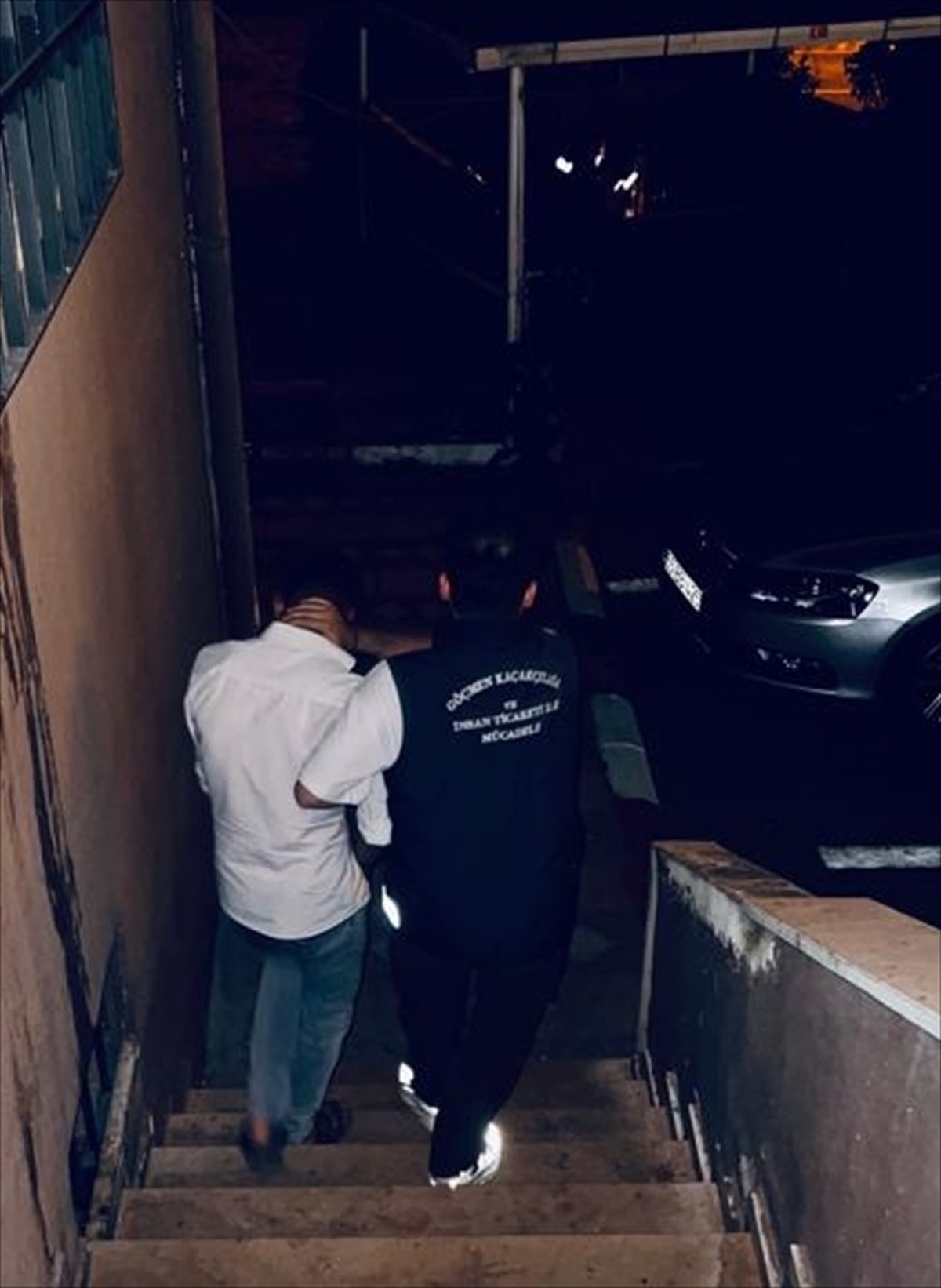 Gebze\'de 8 yabancı uyruklu yasa dışı göçmen yakalandı