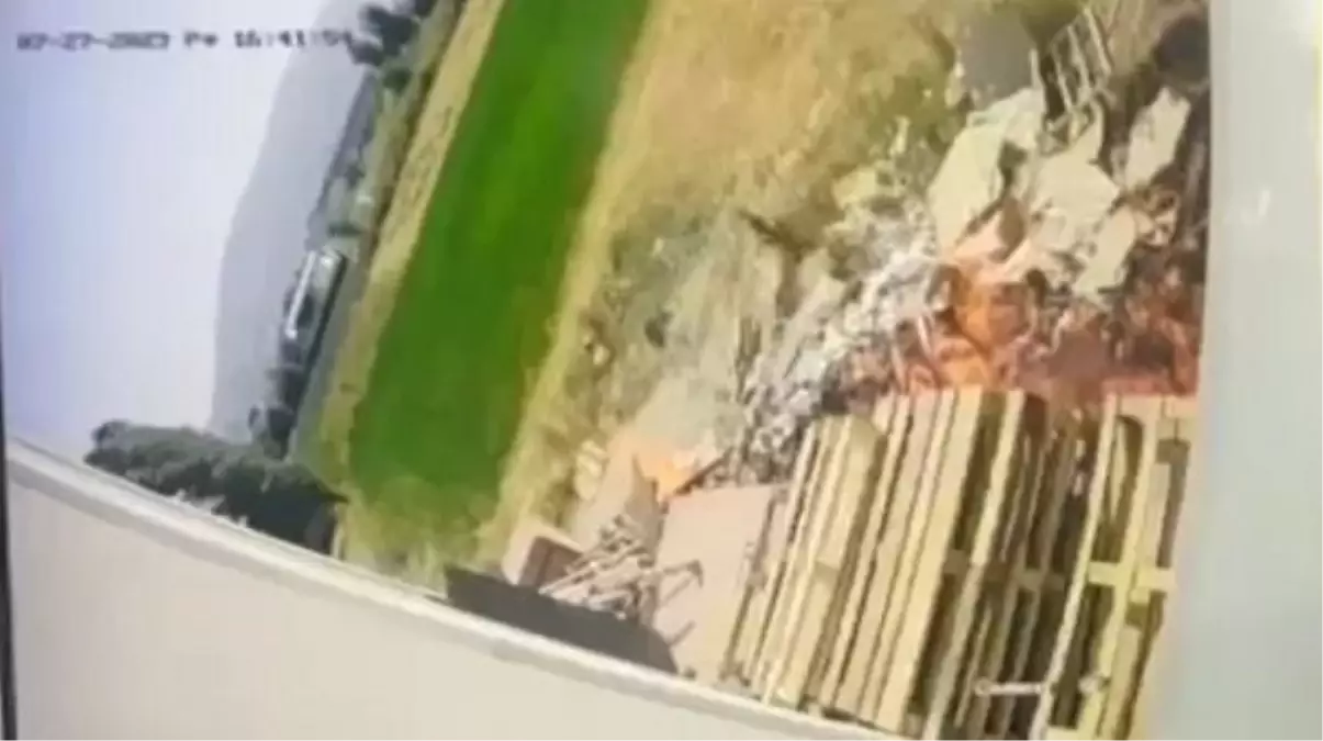 Kütahya'da bir seramik fabrikasında çıkan yangın kontrol altına alındı