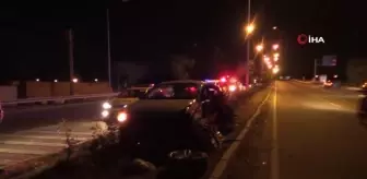 Otomobillerin hurdaya döndüğü kazada 4 kişi yaralandı