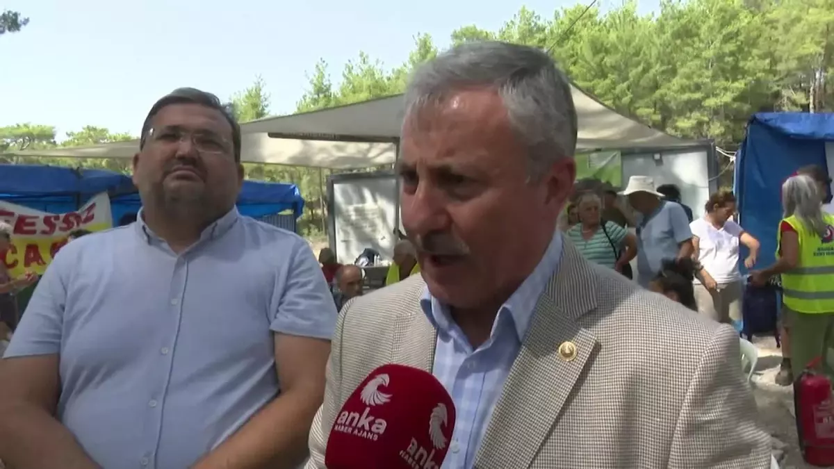 Selçuk Özdağ\'dan Akbelen\'de Ağaç Kesimine Direnen Köylülere Destek: "Bir Hak Arayışı Var Burada.