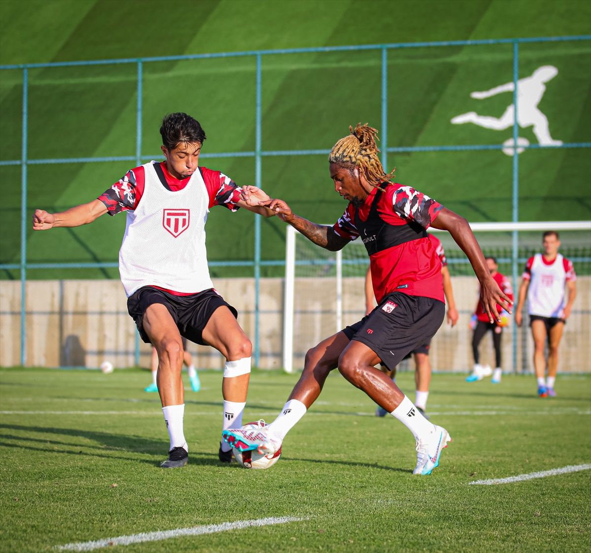 Sivasspor, Erzurum\'da ikinci etap kampına devam ediyor