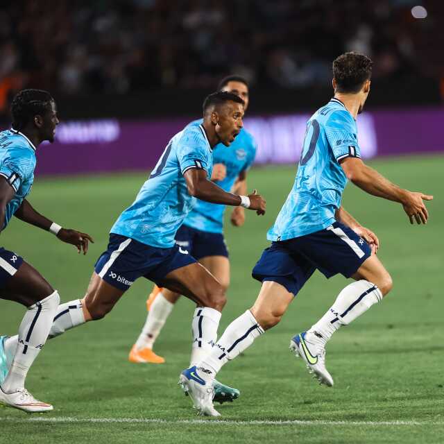 Stambouli tarihe geçti! Adana Demirspor, Cluj deplasmanından umutlu döndü Stambouli tarihe geçti! Adana Demirspor, Cluj deplasmanından umutlu döndü