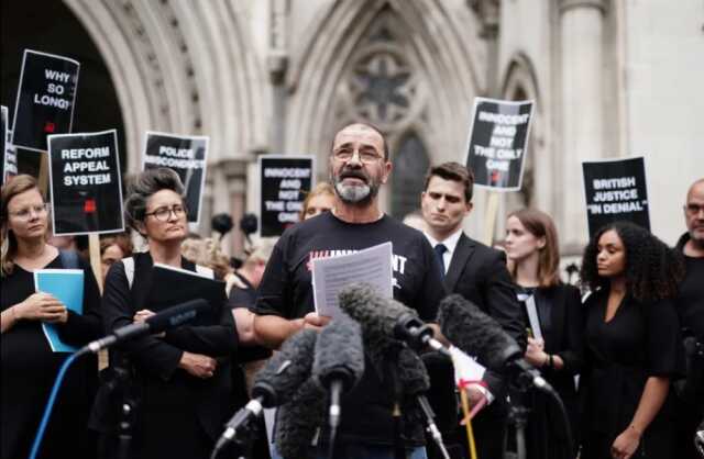 Tecavüz suçlaması ile 17 yıldır hapiste olan adamın masum olduğu anlaşıldı. Manchester polisi özür diledi Tecavüz suçlaması ile 17 yıldır hapiste olan adamın masum olduğu anlaşıldı. Manchester polisi özür diledi