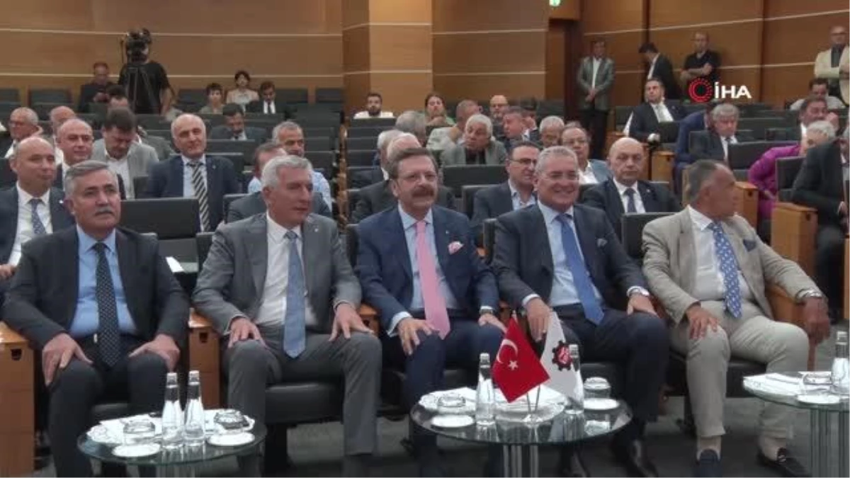 TOBB Başkanı Hisarcıklıoğlu: \'İş dünyası için öngörülebilirlik ve geleceğe dair yol haritası önemli\'