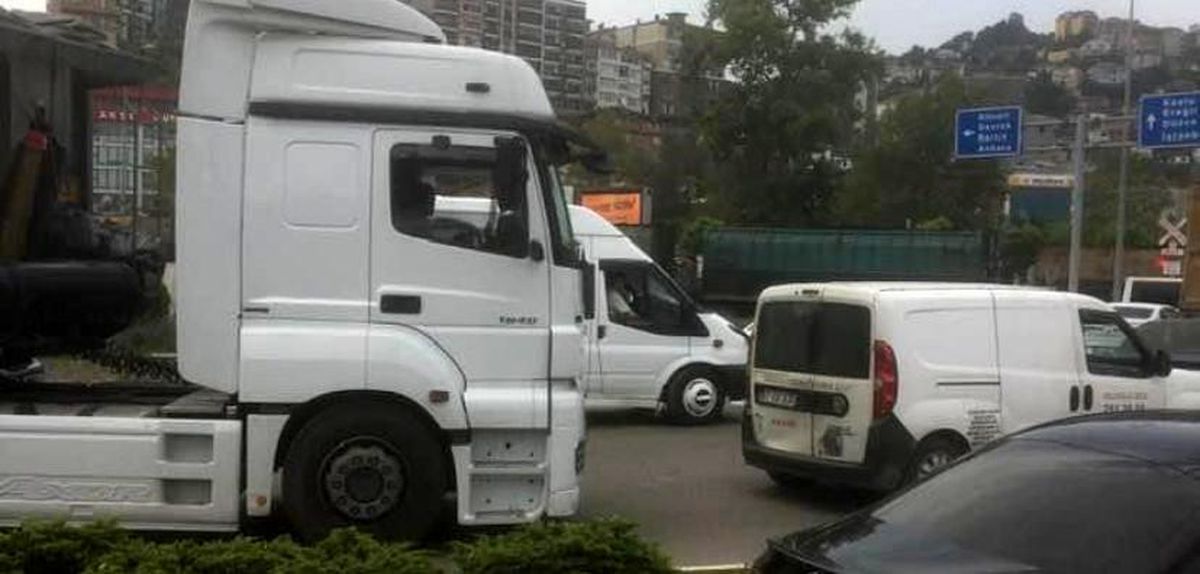 Zonguldak\'ta Kömür Treni Arıza Verdi, Yol Trafiğe Kapandı