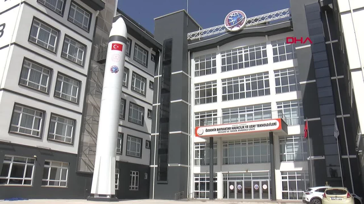 Türkiye\'nin İlk Havacılık ve Uzay Lisesi Öğrenci Almaya Başladı