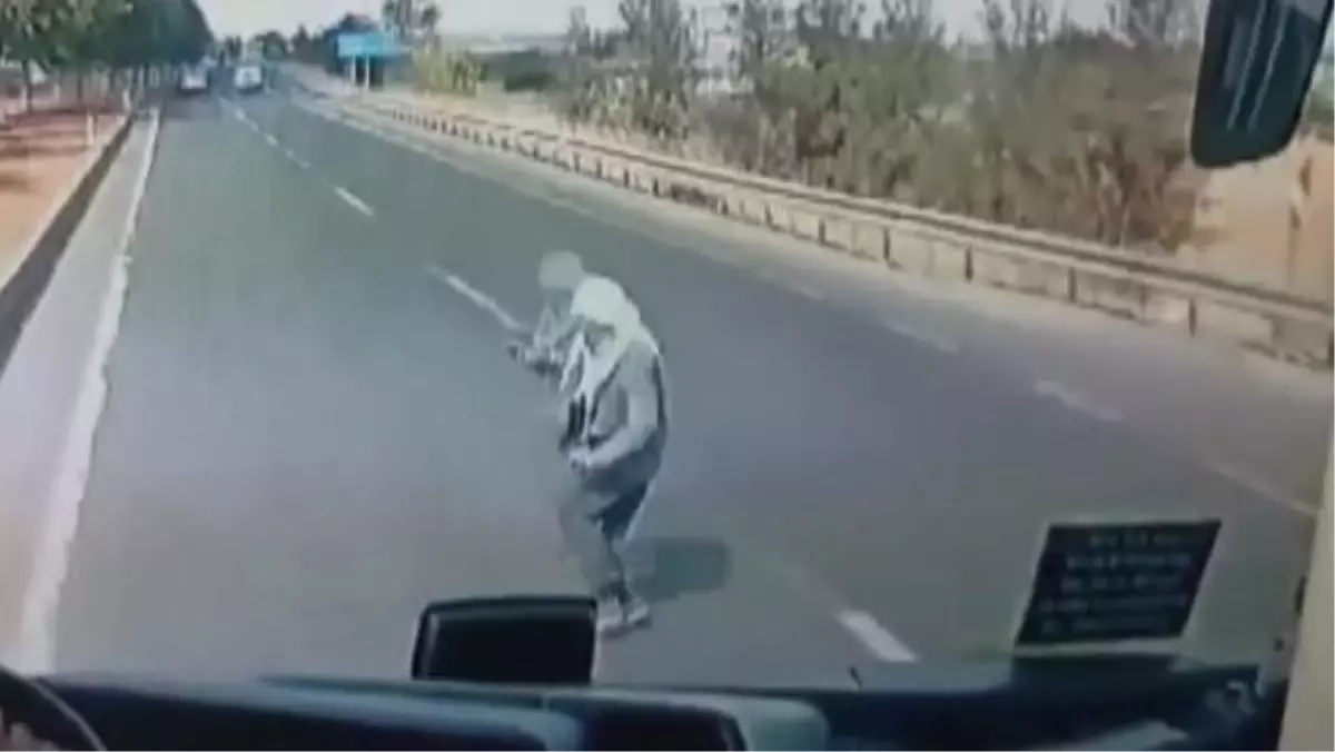 Şanlıurfa'da Yolcu Otobüsü Kaza Yaptı: 1 Ölü