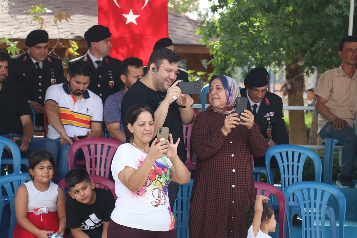 Adana\'da 56 acemi er için yemin töreni düzenlendi