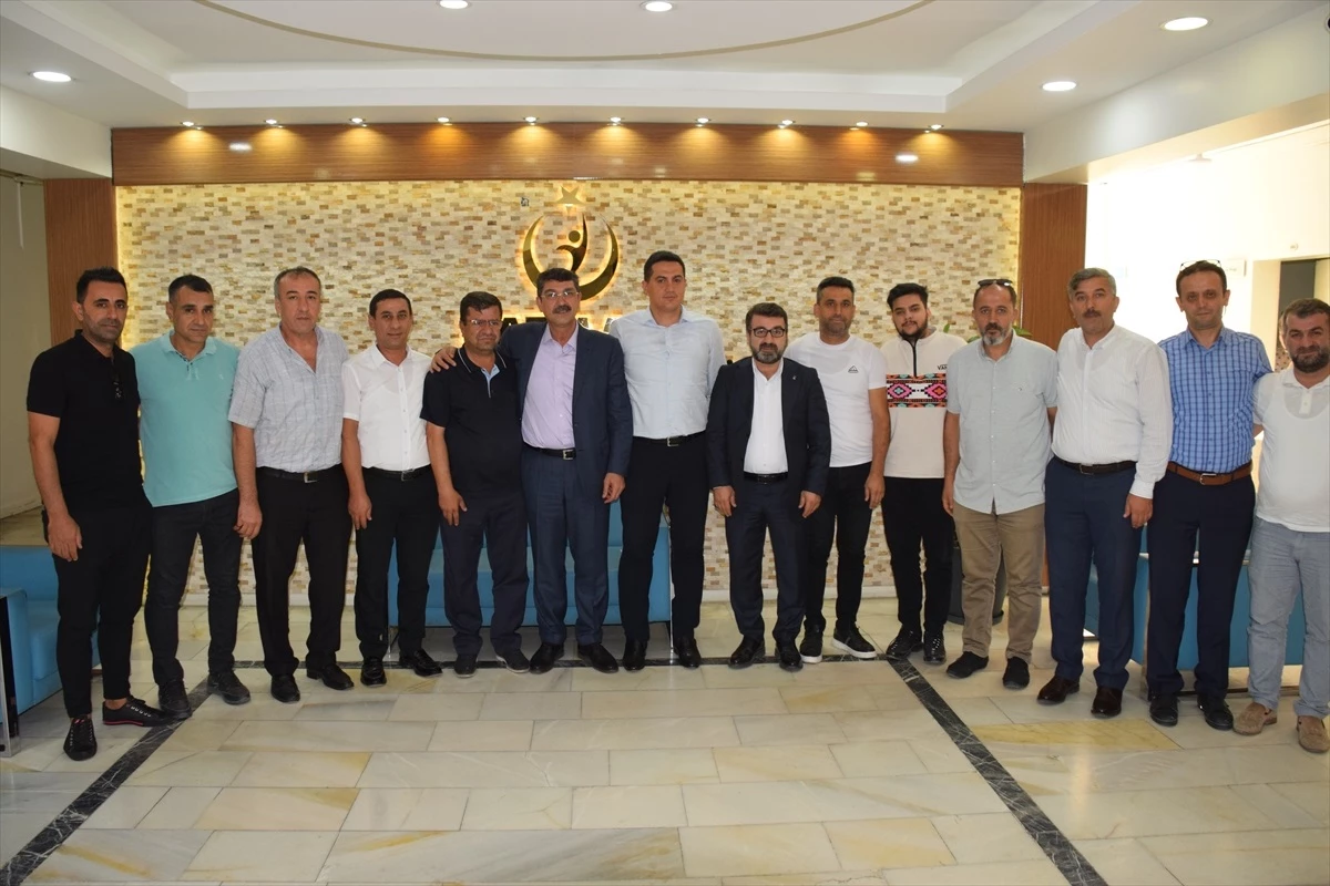 AK Parti Batman Milletvekili Ferhat Nasıroğlu, kentte kurumları ziyaret etti