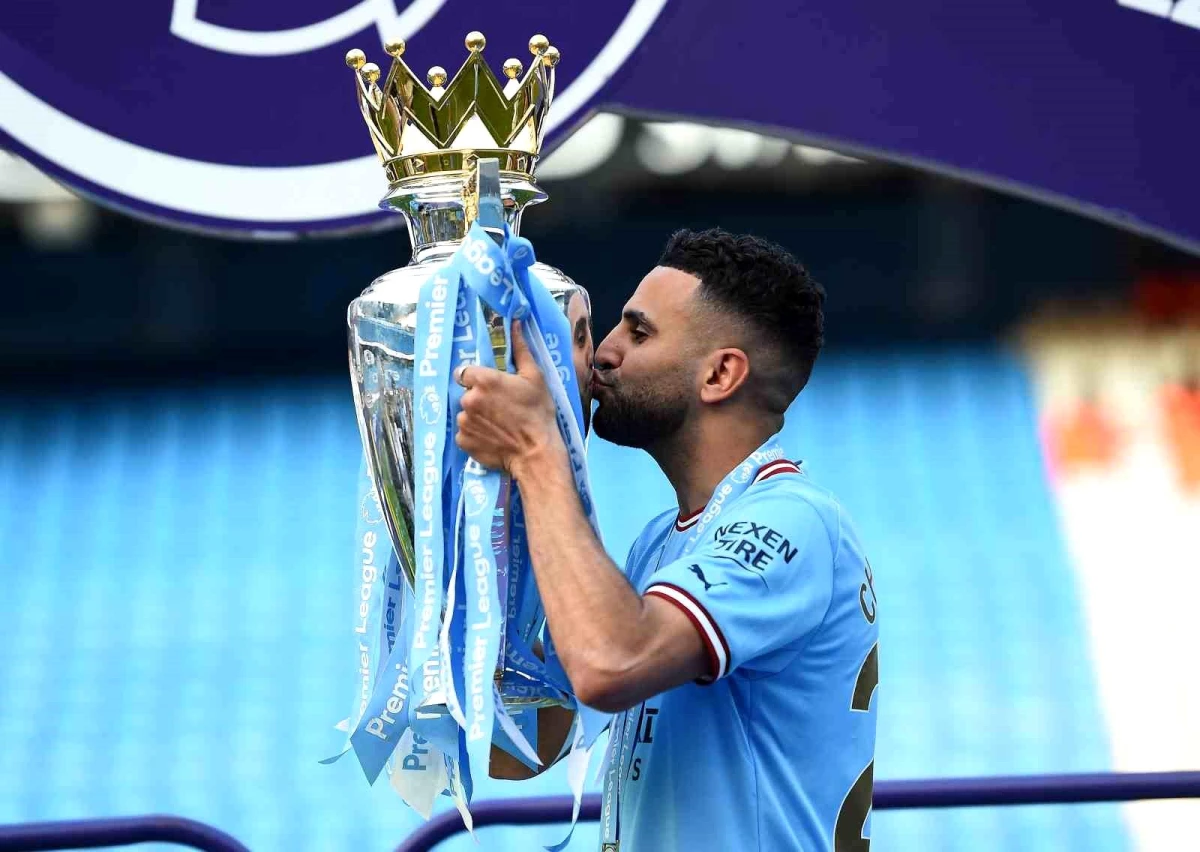 Al-Ahli, Manchester City\'den Riyad Mahrez\'i transfer etti