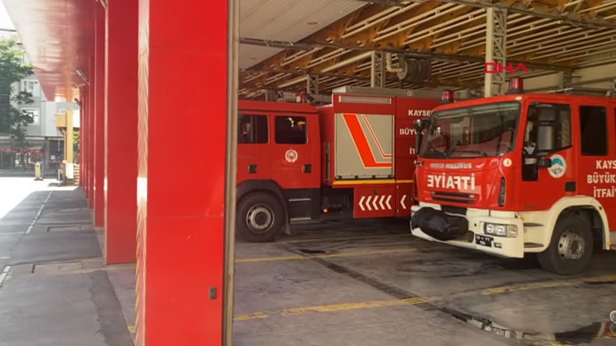 Kayseri\'de Araç Yangınları Artıyor