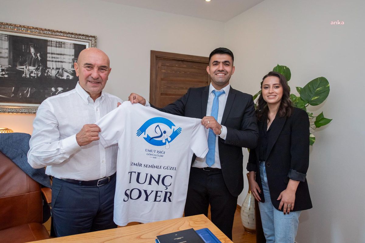İzmir Büyükşehir Belediye Başkanı Tunç Soyer\'e teşekkür ziyareti