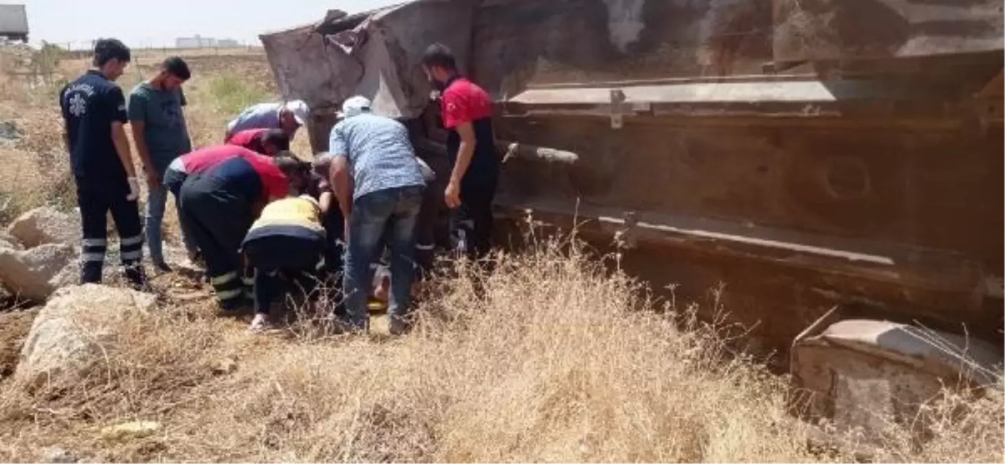 Nusaybin'de su tankı devrildi, bir kişi ağır yaralandı