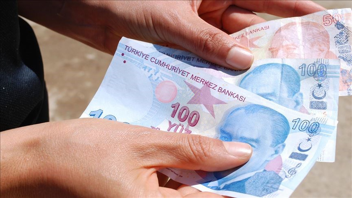 Emekli maaşına ek zam yapılacak mı?