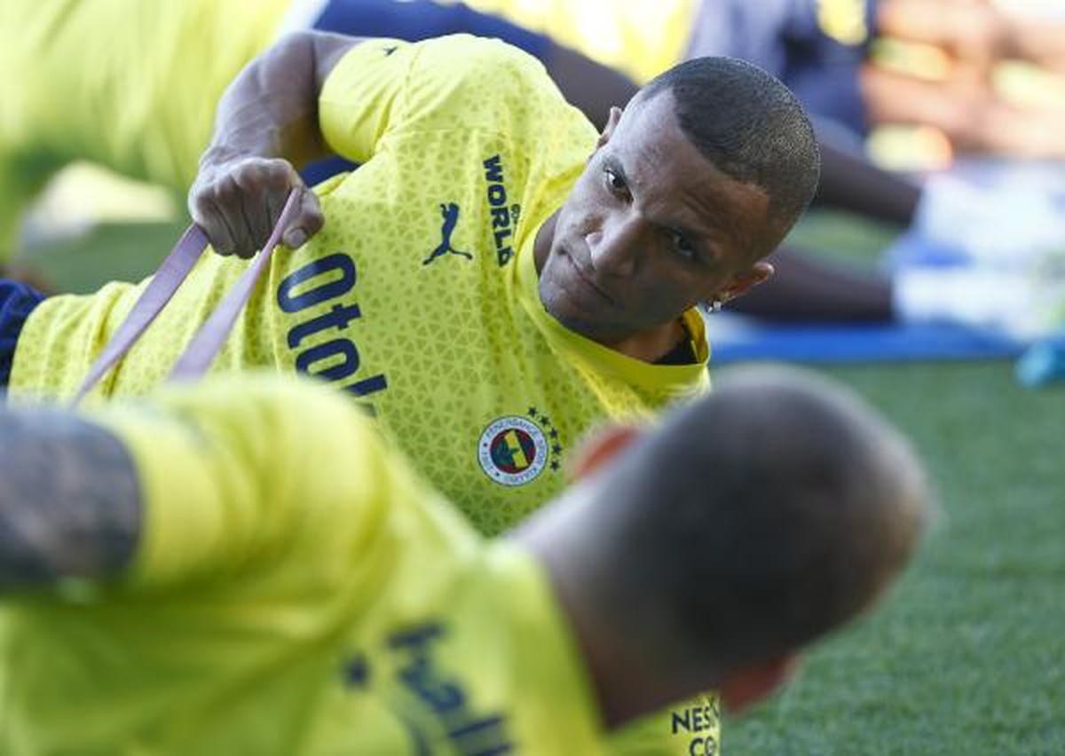 Fenerbahçe, Zimbru Chisinau maçı için hazırlıklarını sürdürdü