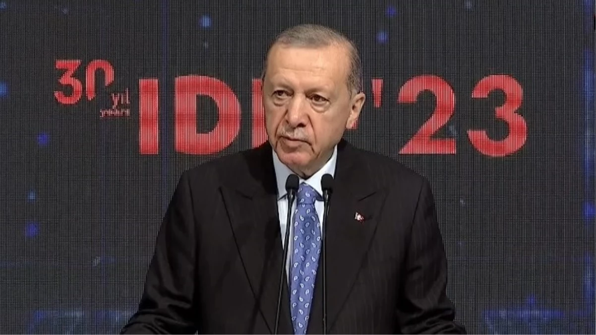 IDEF\'ten dünyaya meydan okuyan Cumhurbaşkanı Erdoğan, bir de müjdeyi daha duyurdu: KAAN yıl sonu havada