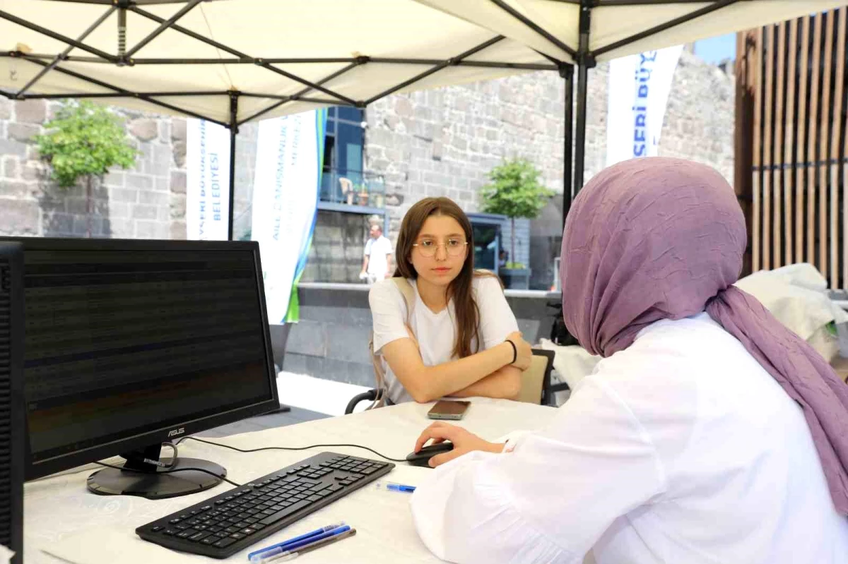 Kayseri Büyükşehir Belediyesi, YKS Tercih Danışmanlığı Hizmeti Sunuyor