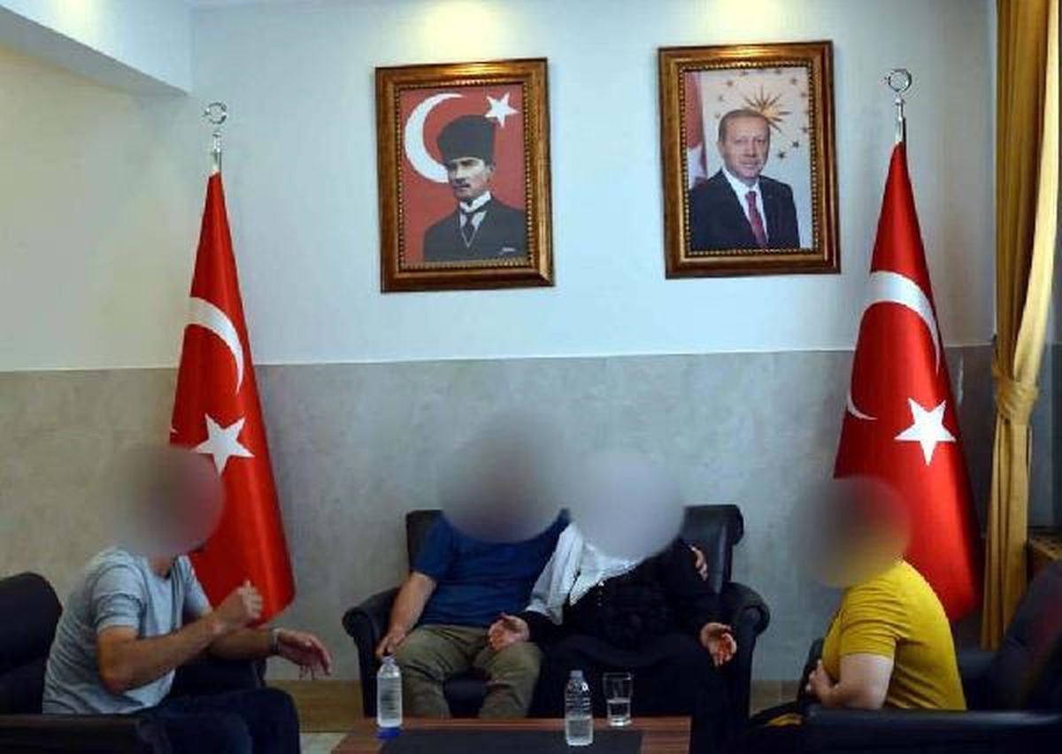 Şırnak\'tan kaçan teröristler aileleriyle buluştu