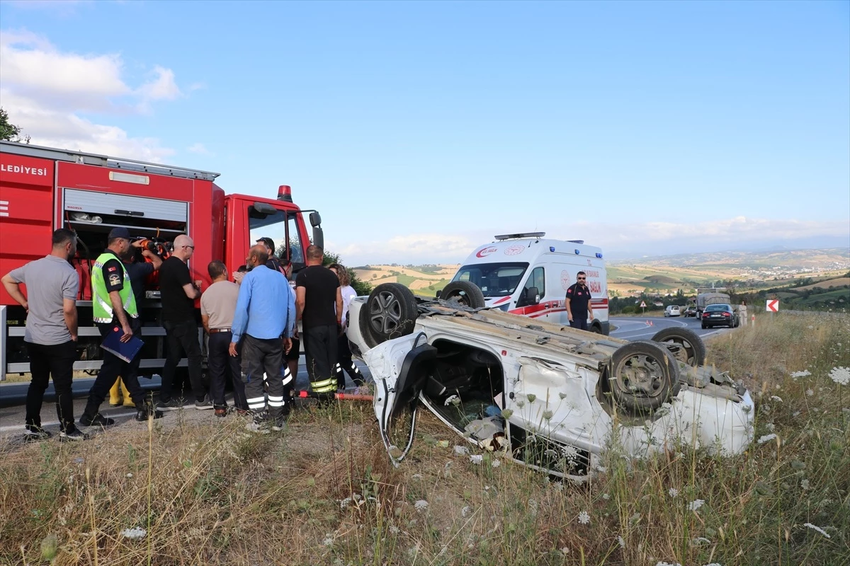 Samsun Havza\'da Trafik Kazası: 3\'ü Çocuk 5 Kişi Yaralandı