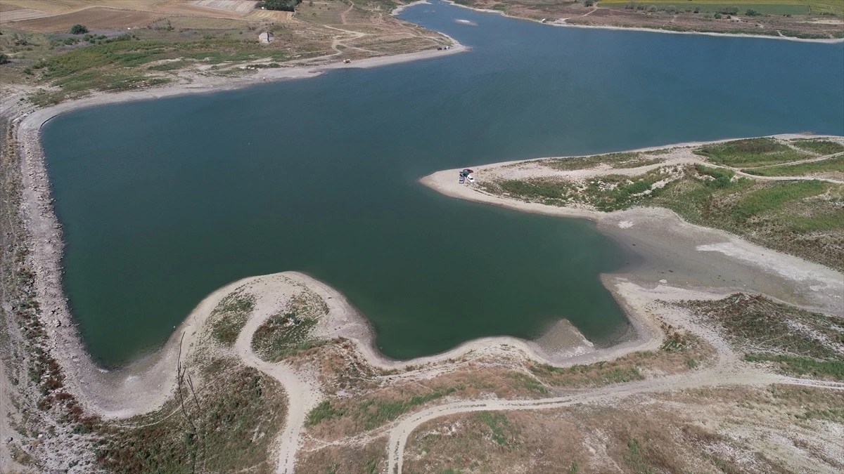 Tekirdağ\'daki Türkmenli Göleti\'nin su seviyesi düşüyor
