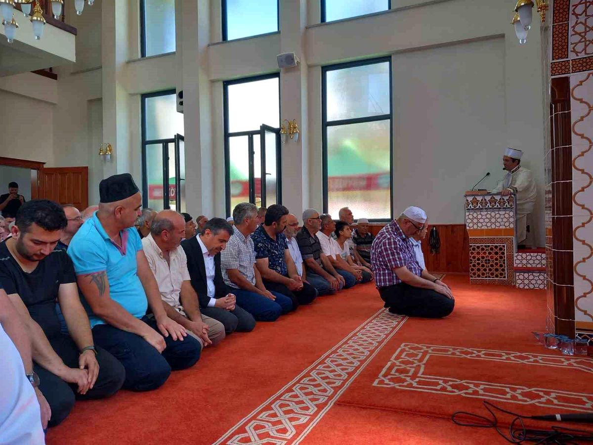 Dağdibi köyü cami açıldı