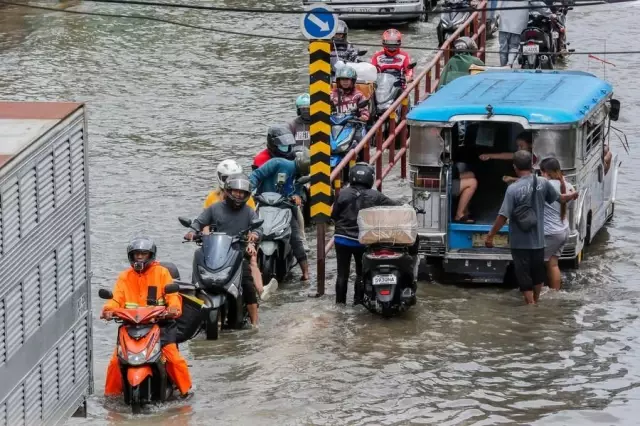 Doksuri Tayfunu'nun Vurduğu Filipinler'de 13 Kişi Hayatını Kaybetti