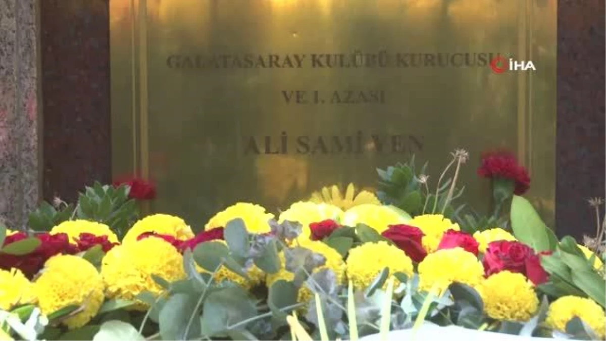 Galatasaray\'ın kurucu başkanı Ali Sami Yen kabri başında anıldı