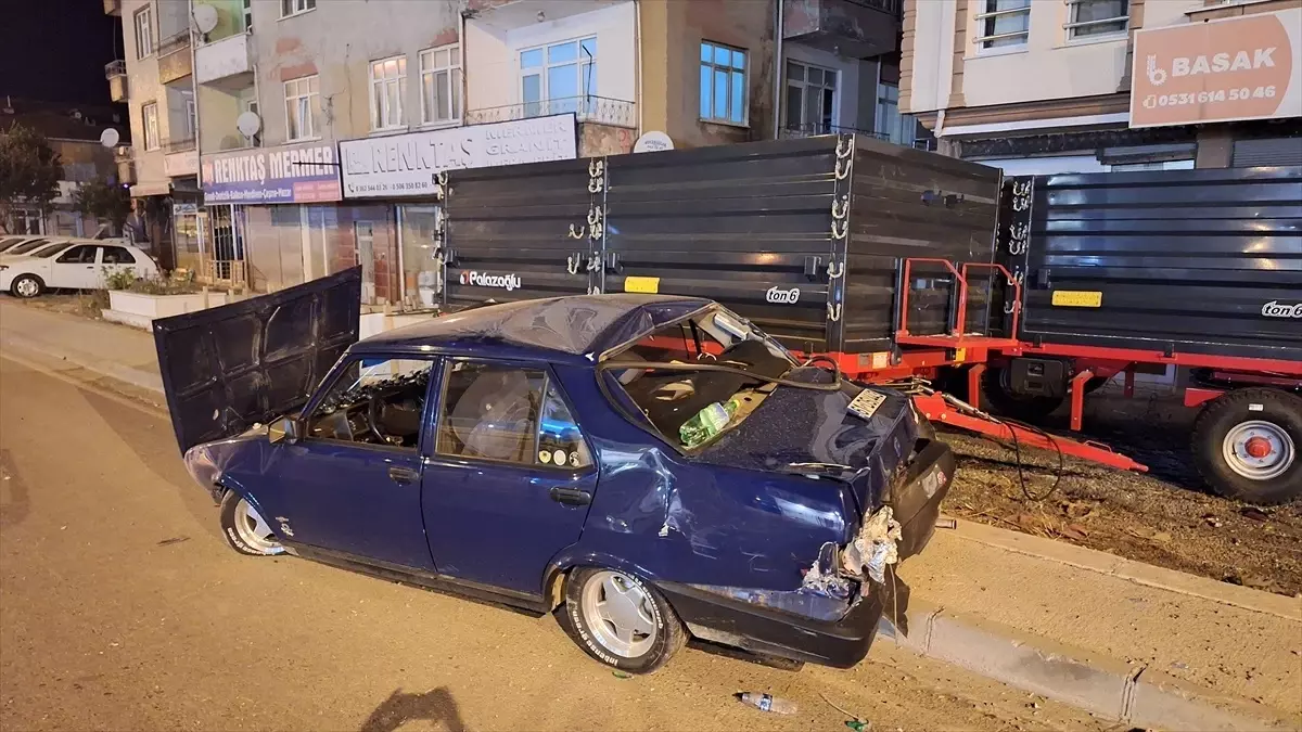 Samsun\'da trafosuna çarpan otomobilde bir kişi yaralandı