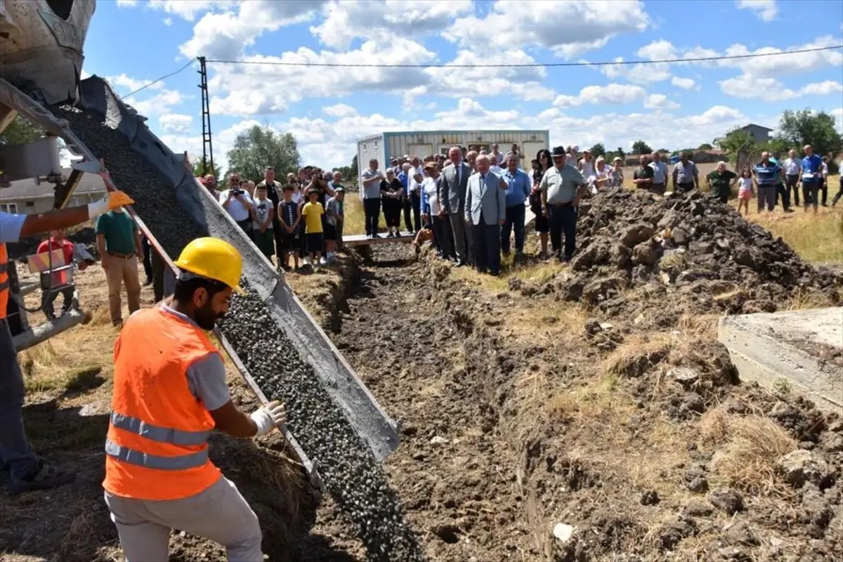 Tekirdağ Büyükşehir Belediyesi Safaalan Düğün Salonu\'nun Temelini Attı