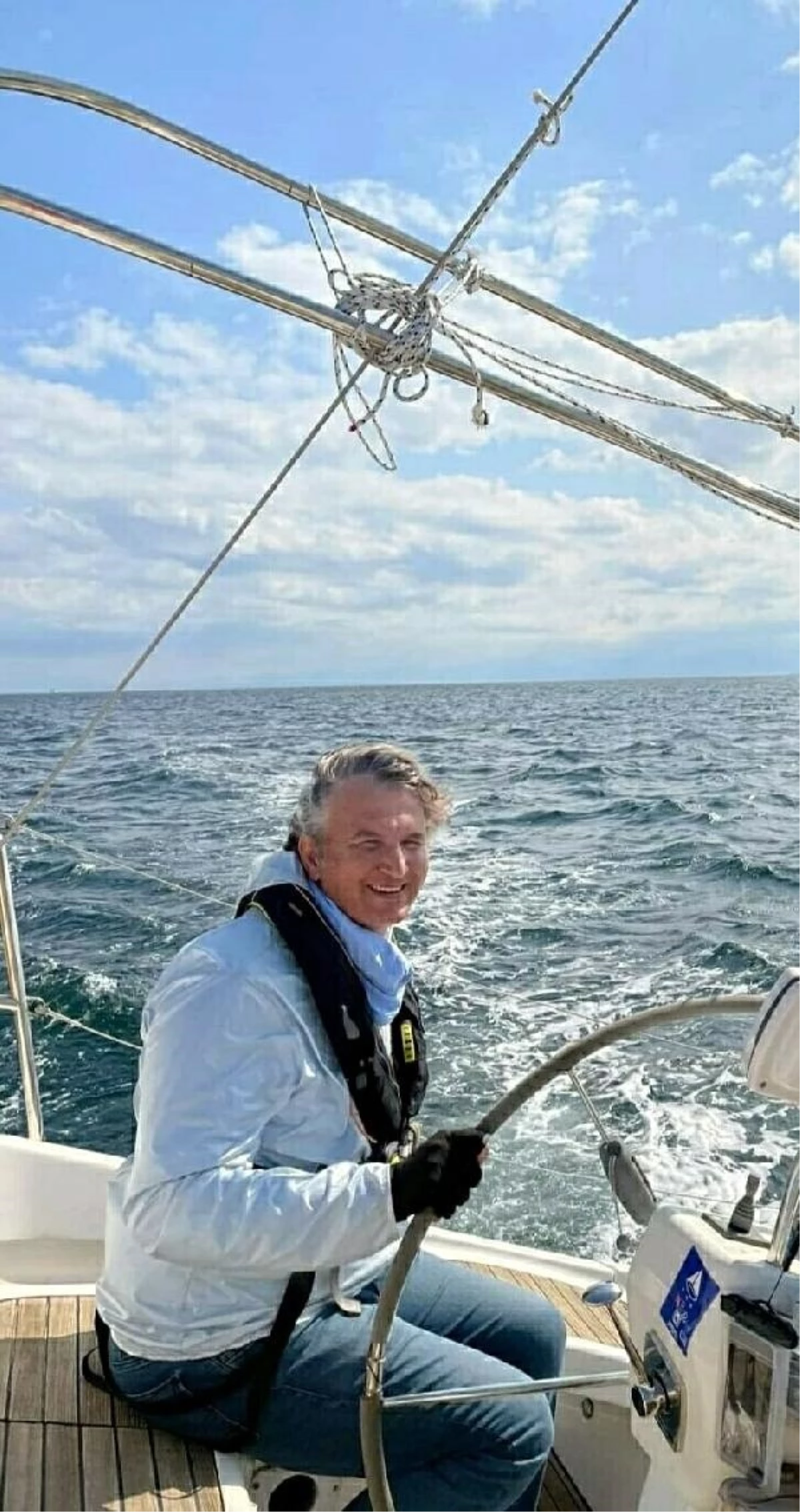Cumhurbaşkanlığı Yat Yarışları\'nda Kaptan Kalp Krizi Geçirerek Hayatını Kaybetti