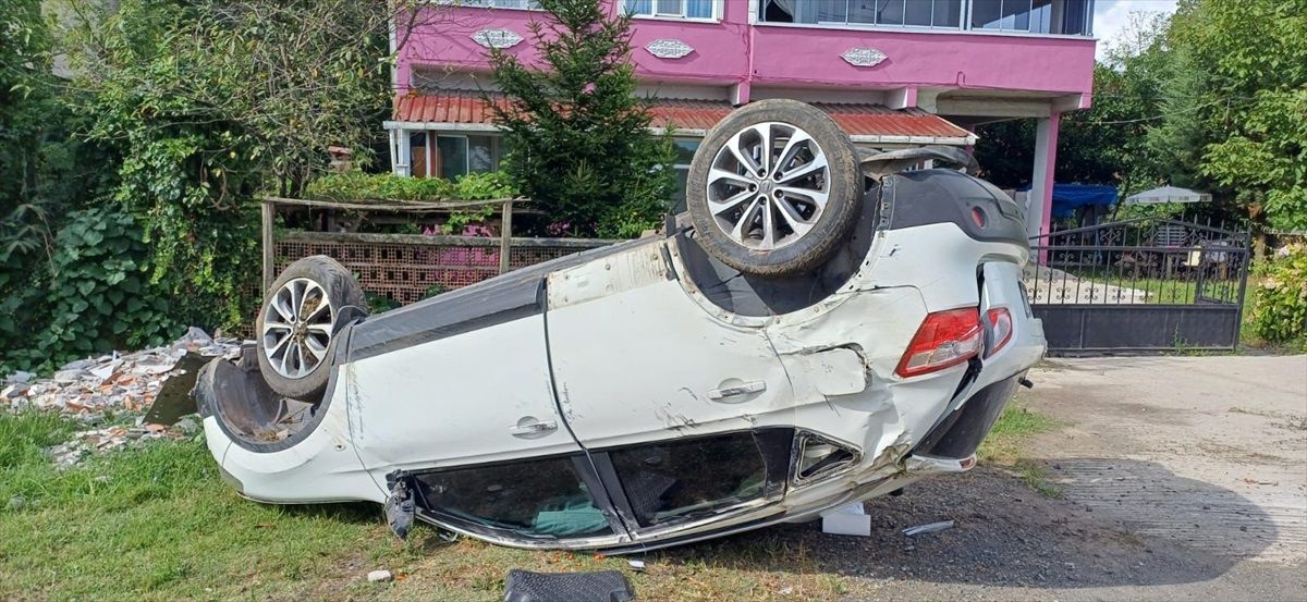 Samsun\'da cip devrildi: 4 kişi yaralandı