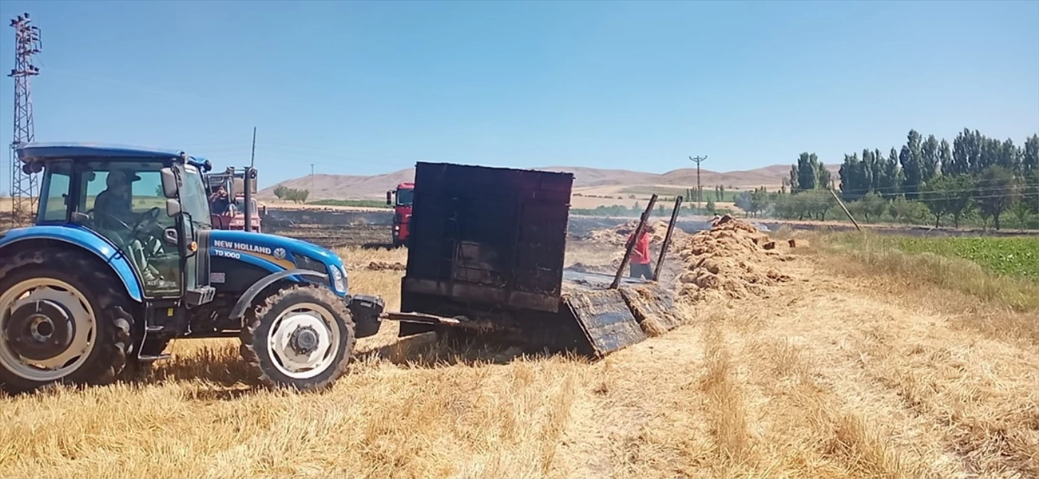 Sivas\'ın Gemerek ilçesinde tarlada çıkan yangın 25 dönüm buğday ekili alanda zarara neden oldu