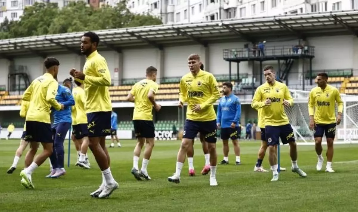 Fenerbahçe, Zimbru maçı için hazırlıklarını tamamladı