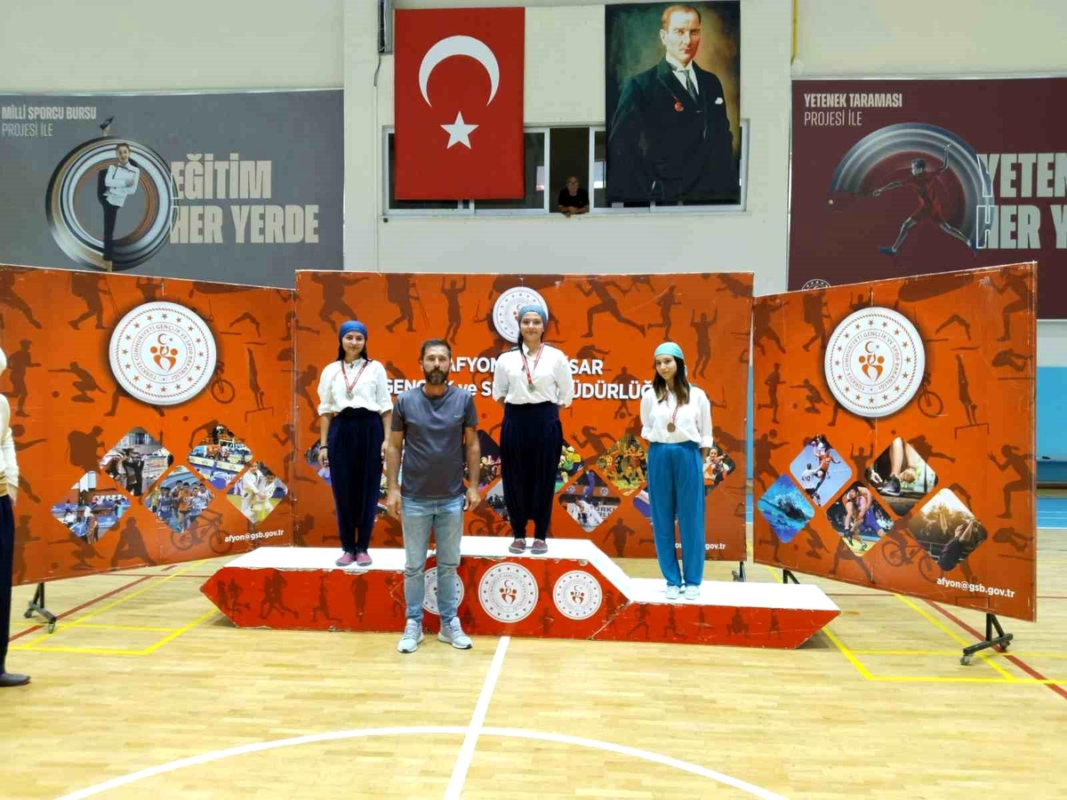 Afyonkarahisar\'da Geleneksel Türk Okçuluğu İl Seçmeleri Sonuçlandı